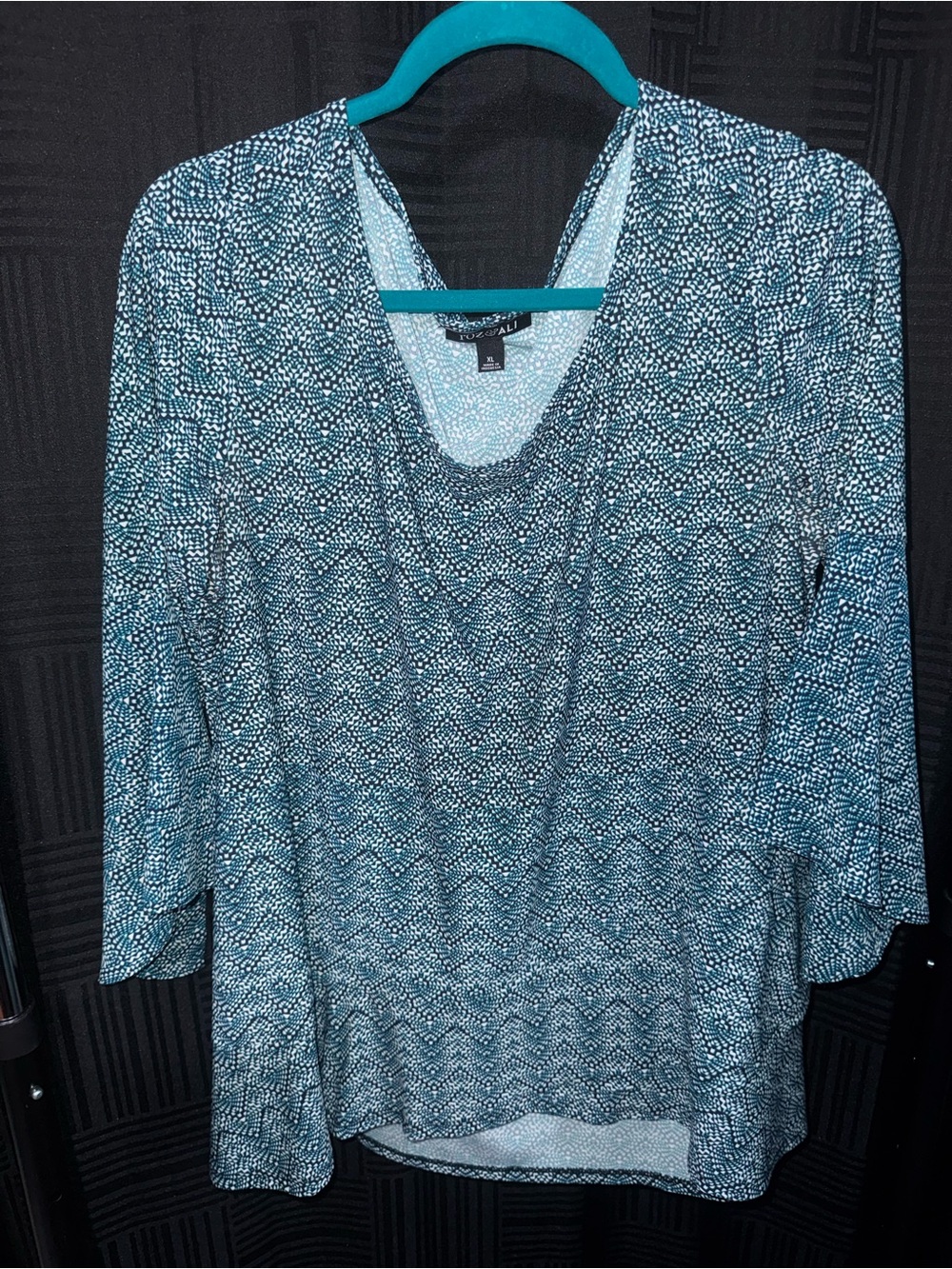 Roz & Ali Teal and Navy Geometric Print Top